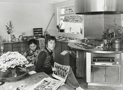 Celebrity Kitchens: Rolling Stones, John Lennon & Elvis Presley ...